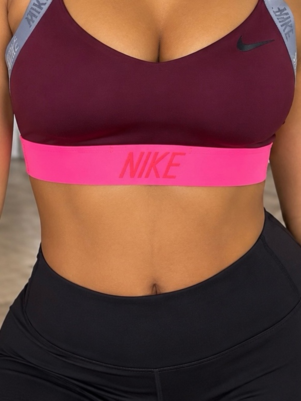 Nike Dri-FIT Women’s Sports Bra Burgundy Pink Gray Size Small